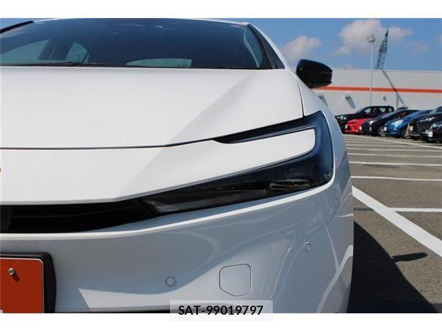 Toyota PRIUS 2025-03 8337491-13