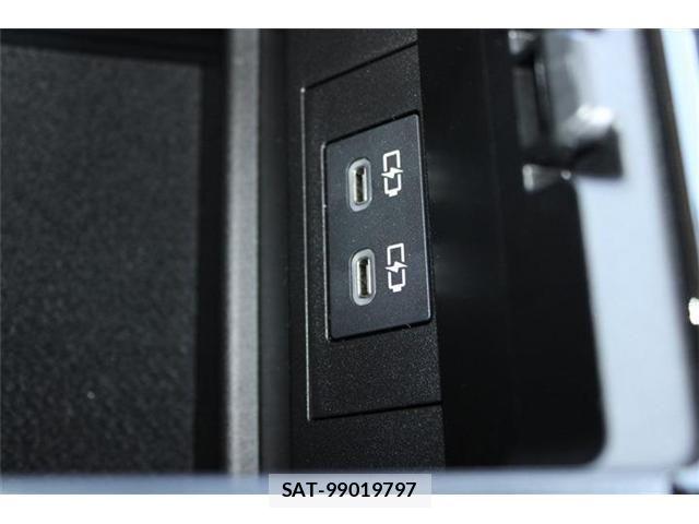 Toyota PRIUS 2025-03 8337491-3