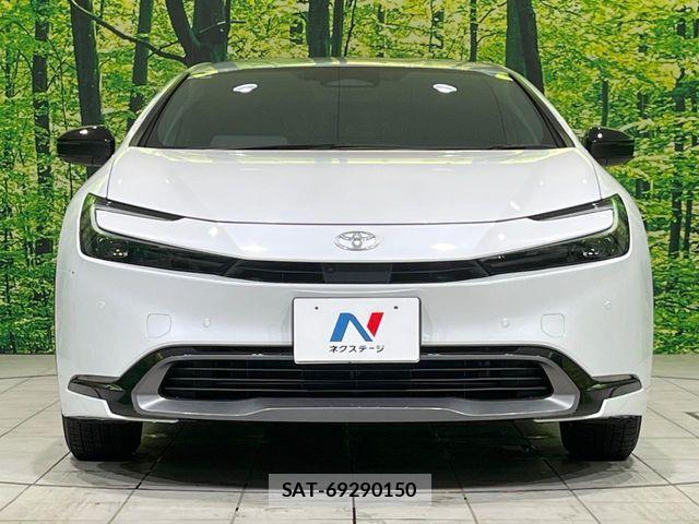 Toyota PRIUS 2024-02 8337490-13