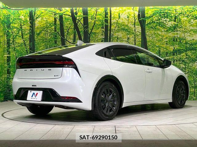 Toyota PRIUS 2024-02 8337490-16