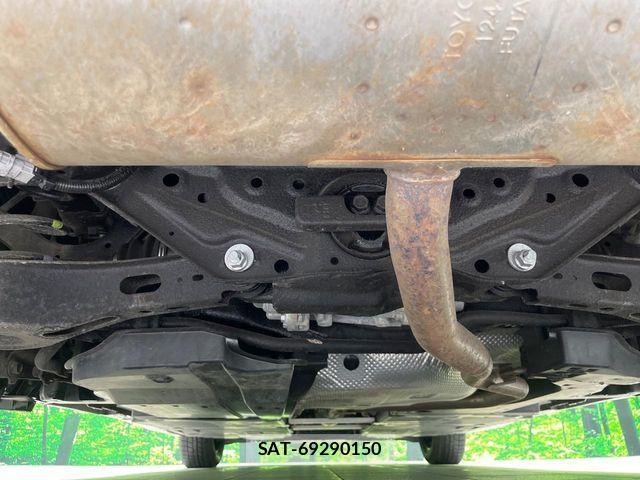 Toyota PRIUS 2024-02 8337490-18