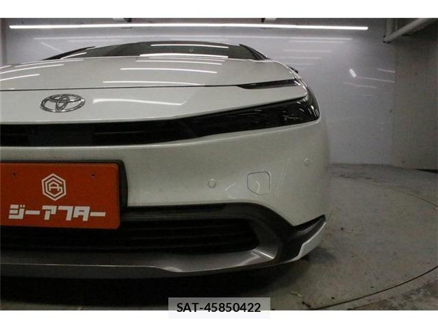 Toyota PRIUS 2023-05 8337492-12