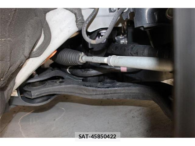 Toyota PRIUS 2023-05 8337492-17