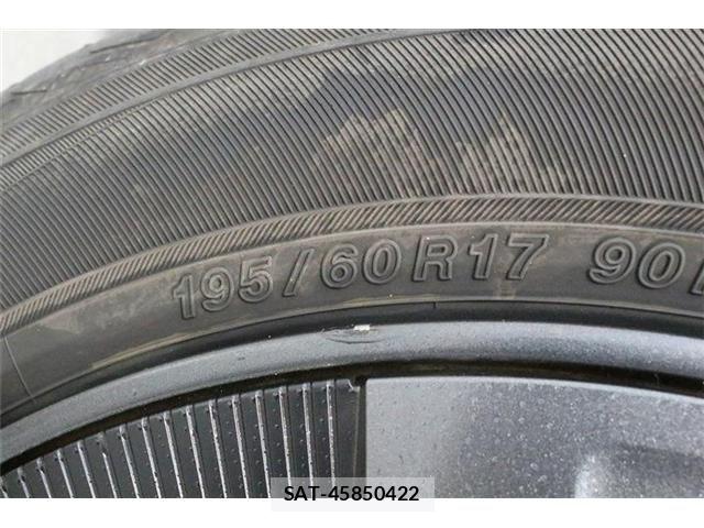 Toyota PRIUS 2023-05 8337492-19