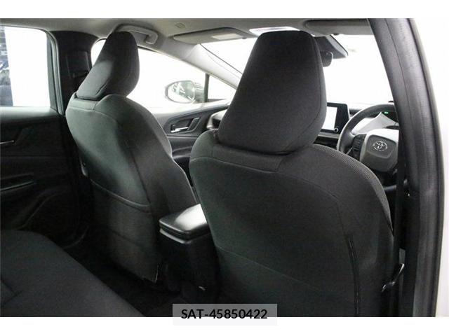 Toyota PRIUS 2023-05 8337492-28