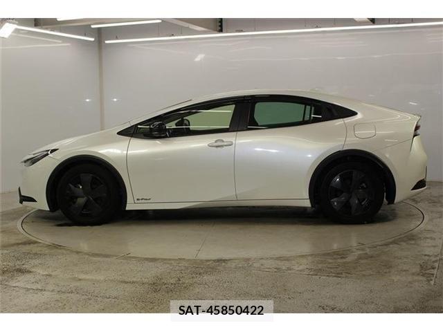 Toyota PRIUS 2023-05 8337492-7