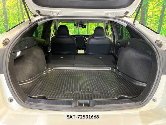 Toyota PRIUS 2019-09 8337493-11