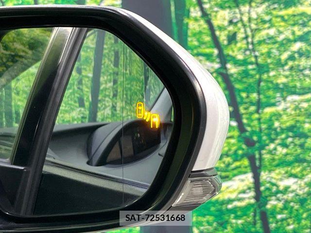 Toyota PRIUS 2019-09 8337493-5