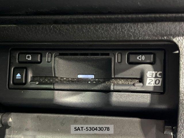 Toyota PRIUS 2024-01 8355404-5