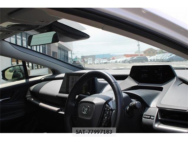 Toyota PRIUS 2023-02 8368220-24