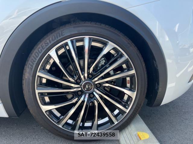 Toyota PRIUS 2023-08 8368221-9