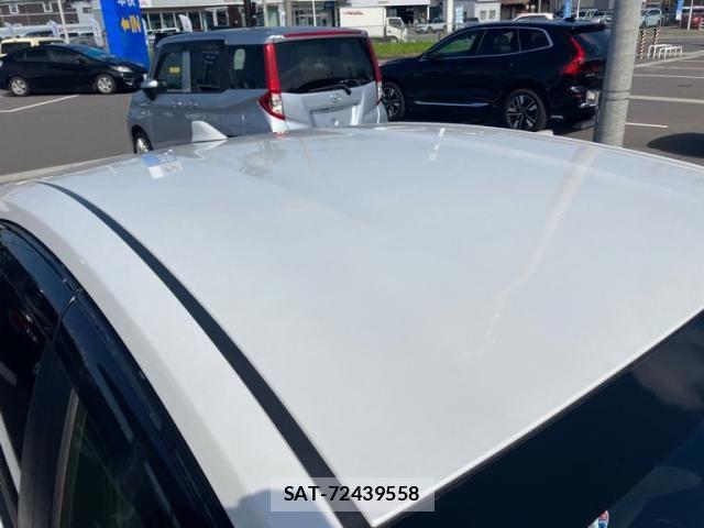 Toyota PRIUS 2023-08 8368221-11