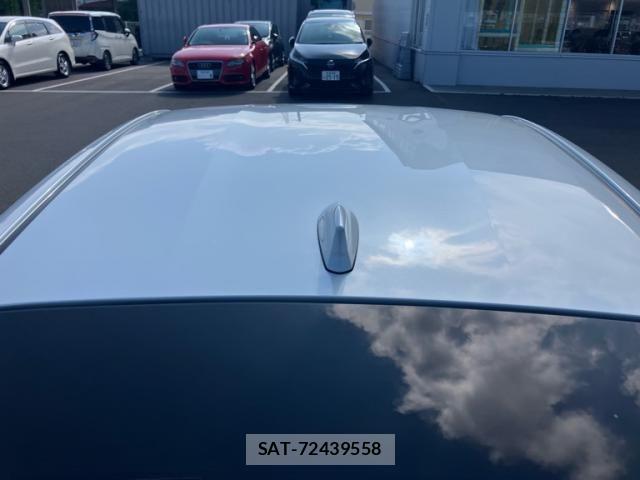 Toyota PRIUS 2023-08 8368221-12
