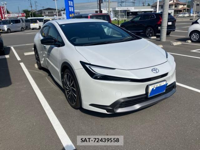 Toyota PRIUS 2023-08 8368221-3