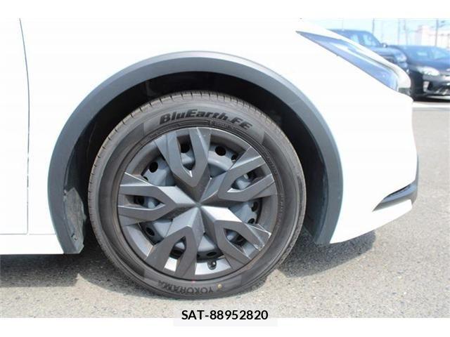 Toyota PRIUS 2025-03 8368217-12
