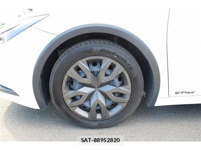 Toyota PRIUS 2025-03 8368217-15