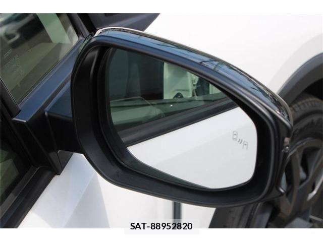 Toyota PRIUS 2025-03 8368217-21