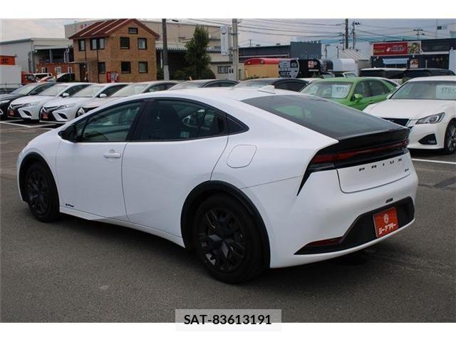Toyota PRIUS 2025-03 8368218-11
