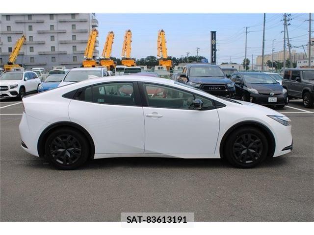 Toyota PRIUS 2025-03 8368218-8