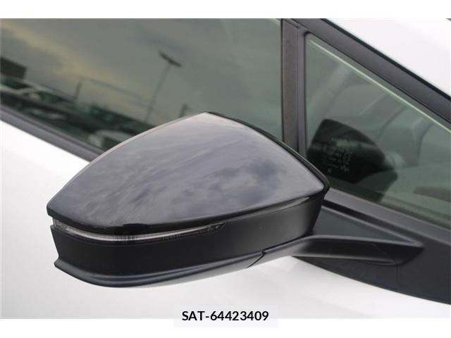 Toyota PRIUS 2025-03 8368219-13