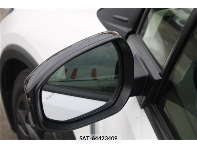 Toyota PRIUS 2025-03 8368219-16