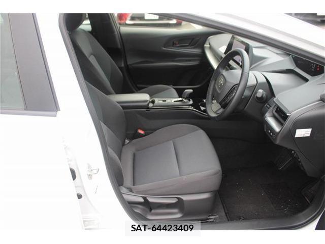 Toyota PRIUS 2025-03 8368219-24