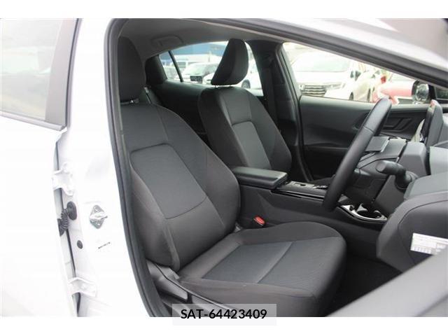 Toyota PRIUS 2025-03 8368219-26