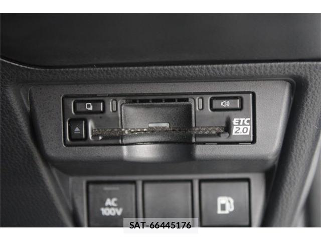 Toyota PRIUS 2025-03 8368215-4