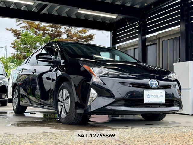 Toyota PRIUS 2016-07 8372080-1
