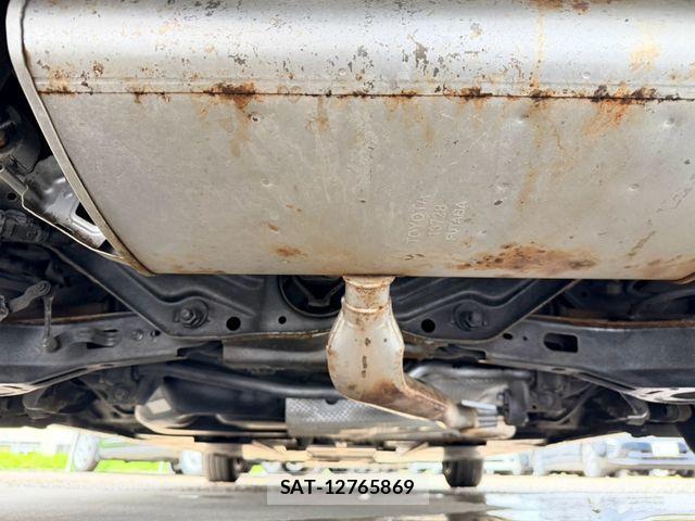 Toyota PRIUS 2016-07 8372080-28