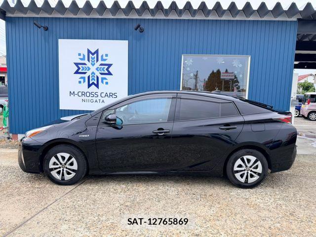 Toyota PRIUS 2016-07 8372080-8
