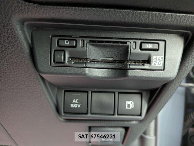 Toyota PRIUS 2023-01 8414522-15
