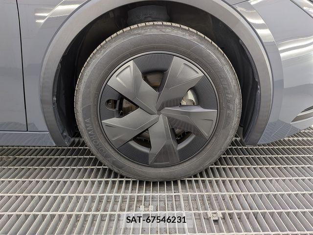 Toyota PRIUS 2023-01 8414522-24
