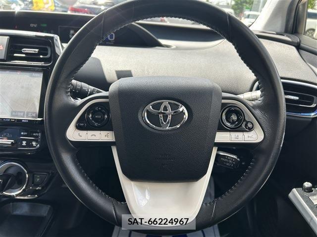 Toyota PRIUS 2016-08 8414524-18