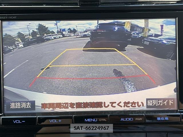 Toyota PRIUS 2016-08 8414524-27