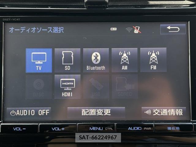Toyota PRIUS 2016-08 8414524-29