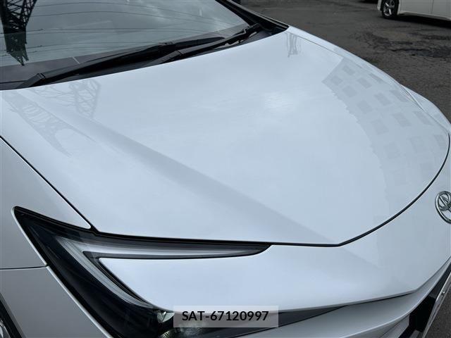 Toyota PRIUS 2023-04 8438743-9