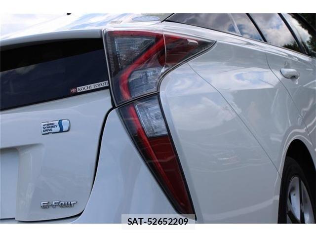 Toyota PRIUS 2016-06 8458253-17