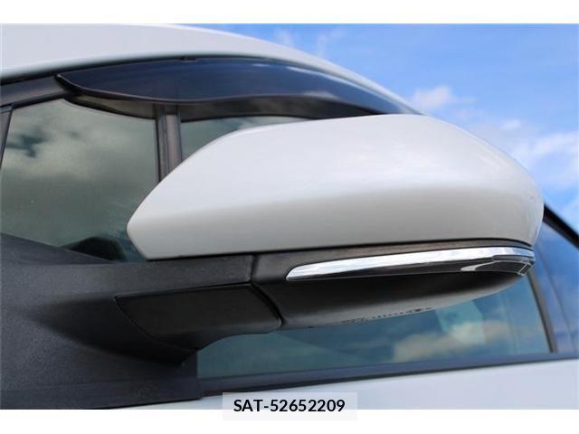 Toyota PRIUS 2016-06 8458253-21