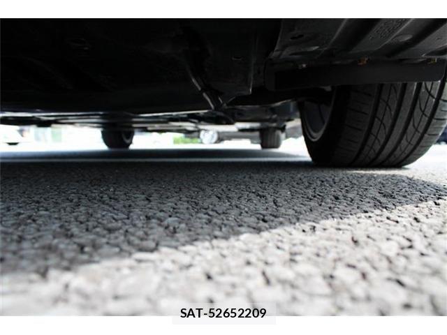 Toyota PRIUS 2016-06 8458253-28