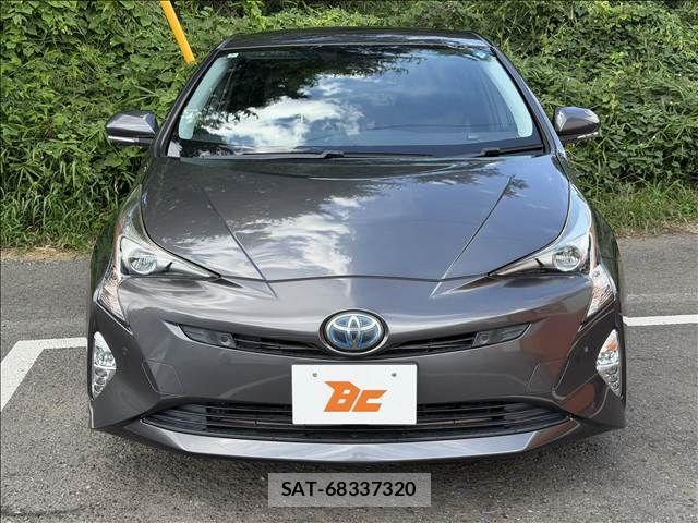 Toyota PRIUS 2016-06 8458252-20