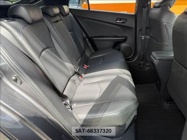 Toyota PRIUS 2016-06 8458252-25