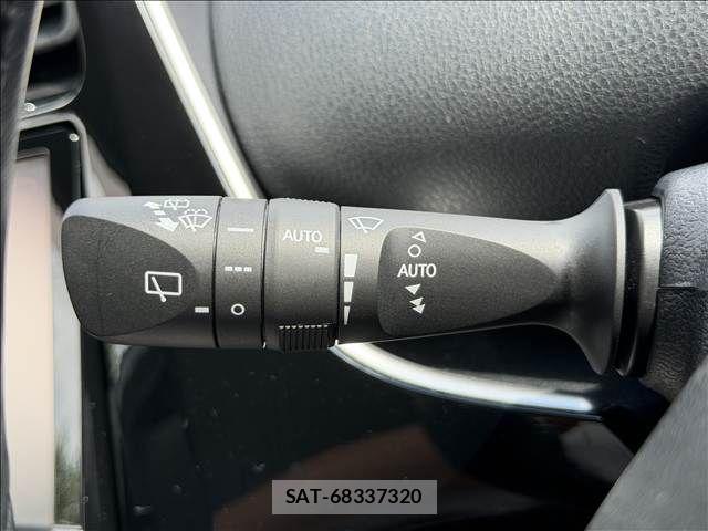 Toyota PRIUS 2016-06 8458252-28