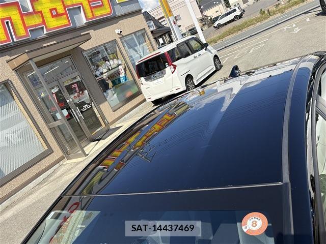 Toyota PRIUS 2023-08 8526699-14