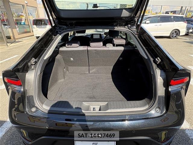 Toyota PRIUS 2023-08 8526699-23