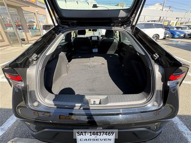 Toyota PRIUS 2023-08 8526699-25