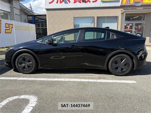 Toyota PRIUS 2023-08 8526699-7