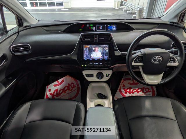 Toyota PRIUS 2016-10 8526708-1