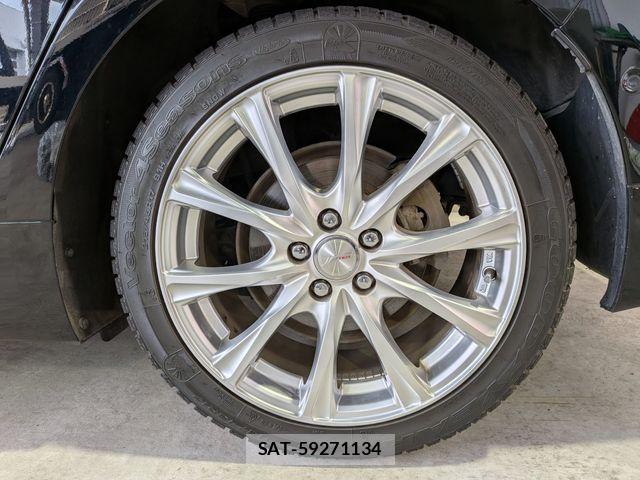 Toyota PRIUS 2016-10 8526708-19