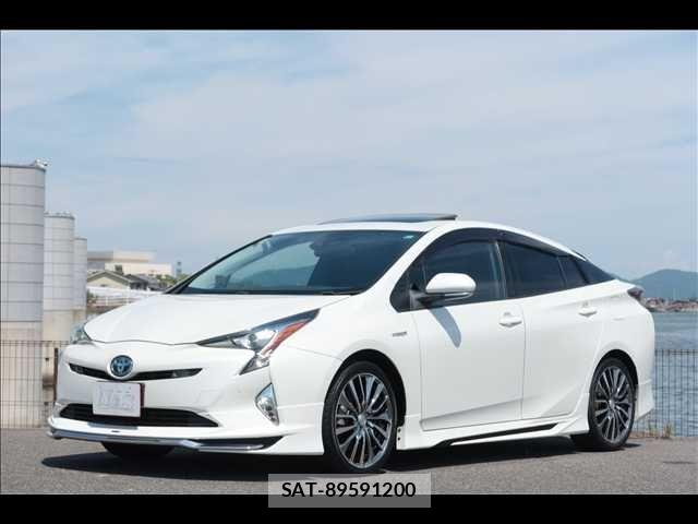 Toyota PRIUS 2017-08 8526702-0